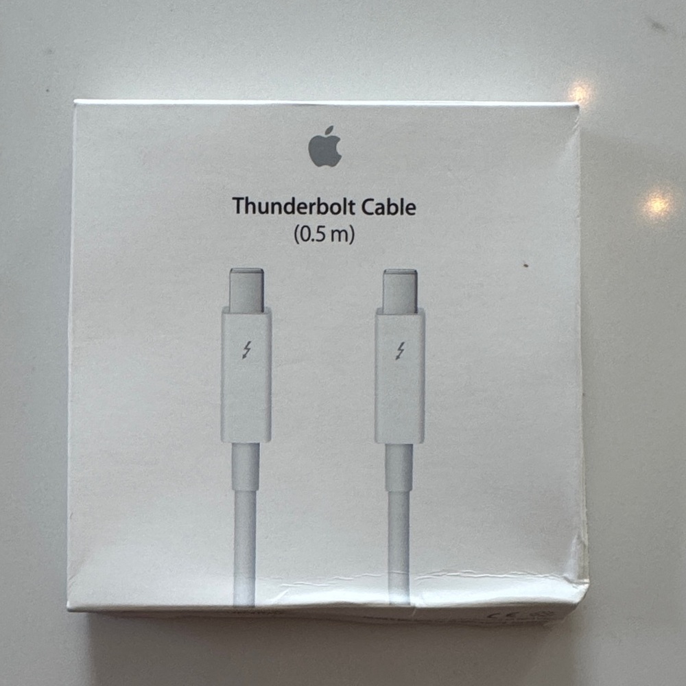 Apple Thunderbolt Cable 0.5M